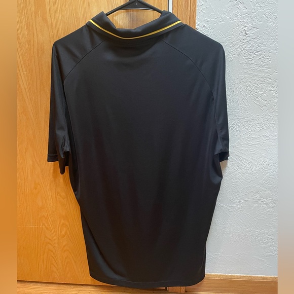 Nike Iowa Hawkeyes Golf Shirt Polo - Picture 3 of 3